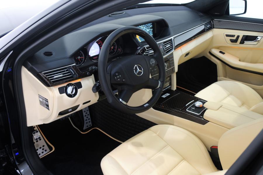  Mercedes-Benz E V12 by Brabus 2010 года  (фото 27 из 44)